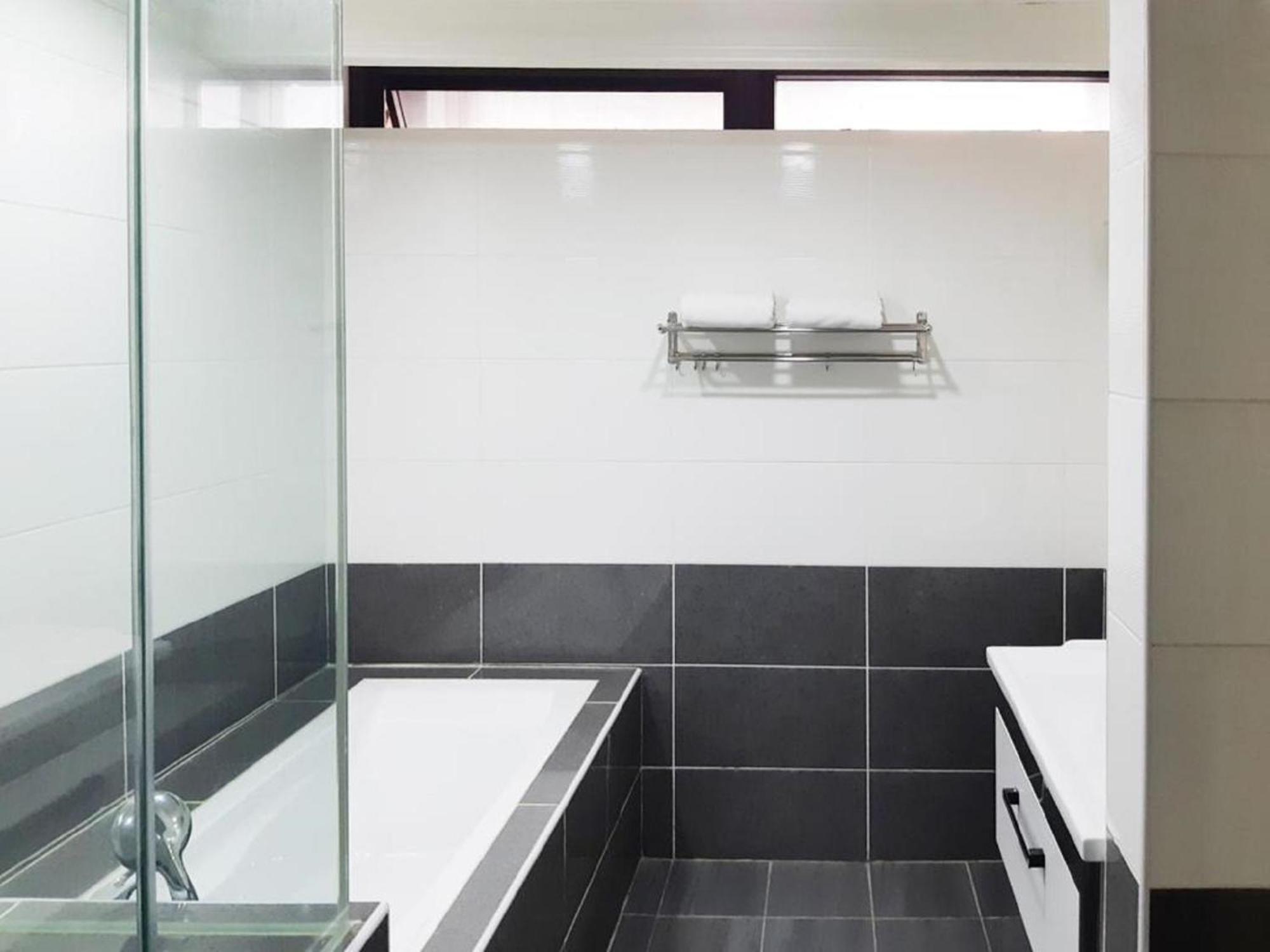 Apartment Eastern At Times Square Kl
